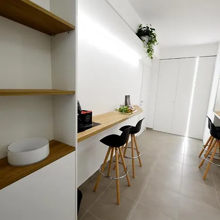 Blu In Blu Comfort Oda ve Kahvaltı Terrasini