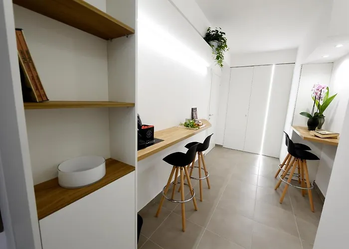 Blu In Blu Comfort Oda ve Kahvaltı Terrasini